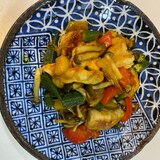 鶏胸肉と彩り野菜のカレー炒め